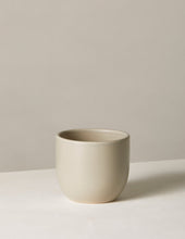 Load image into Gallery viewer, Grant Planter
